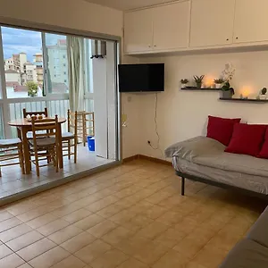 Apartamento 100m De La Playa Appartement