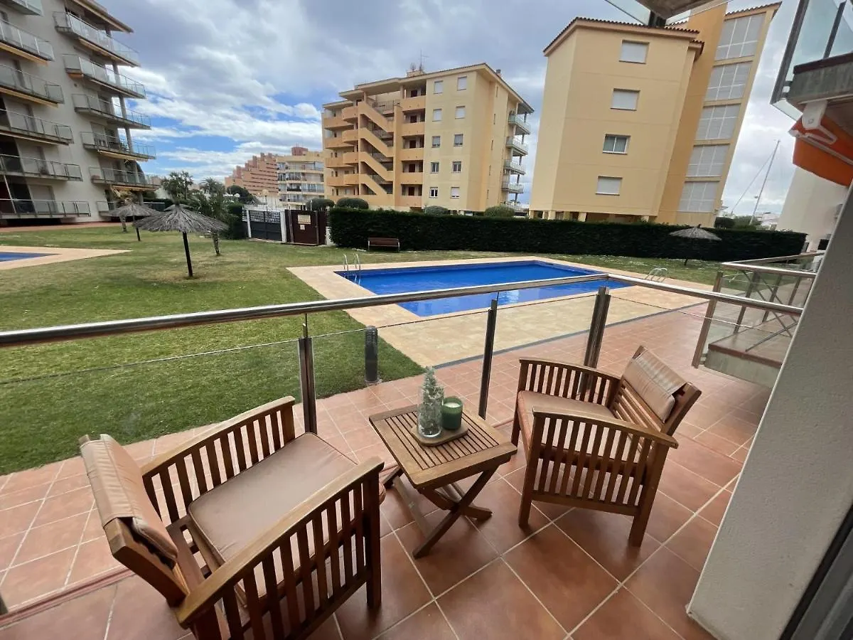 Les Marines Apartment Roses Spain